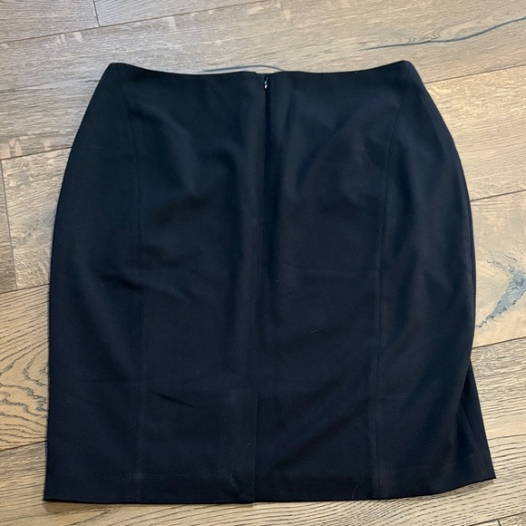 White House Black Market Classic Black Pencil Skirt - Picture 4 of 5